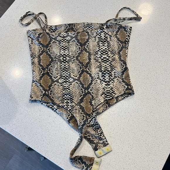 Snake print bodysuit - Picture 2 of 3